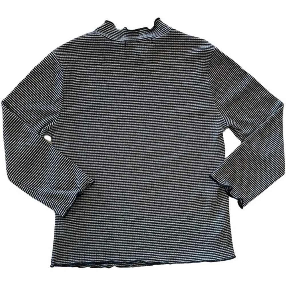 Girls Striped Long Sleeve Shirt, Black/White, Ruffle Lining, Youth Medium
